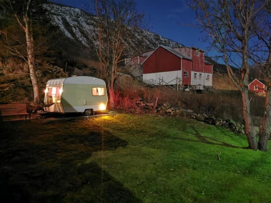 Innsletta Holiday Home Harstad Eksteriør bilde